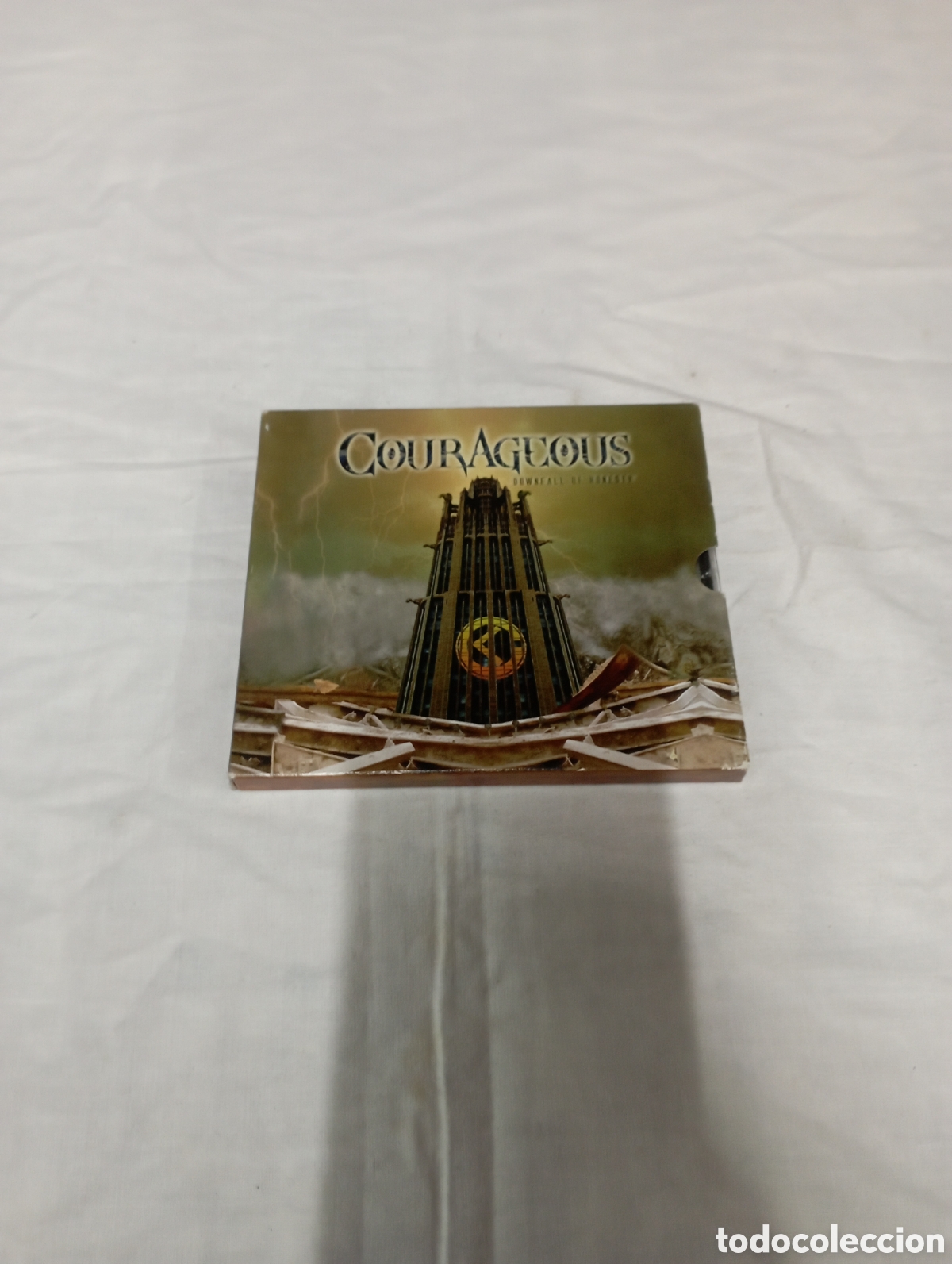 CDs de m&uacute;sica: Cour Ageous dowfall of honesty - Foto 1
