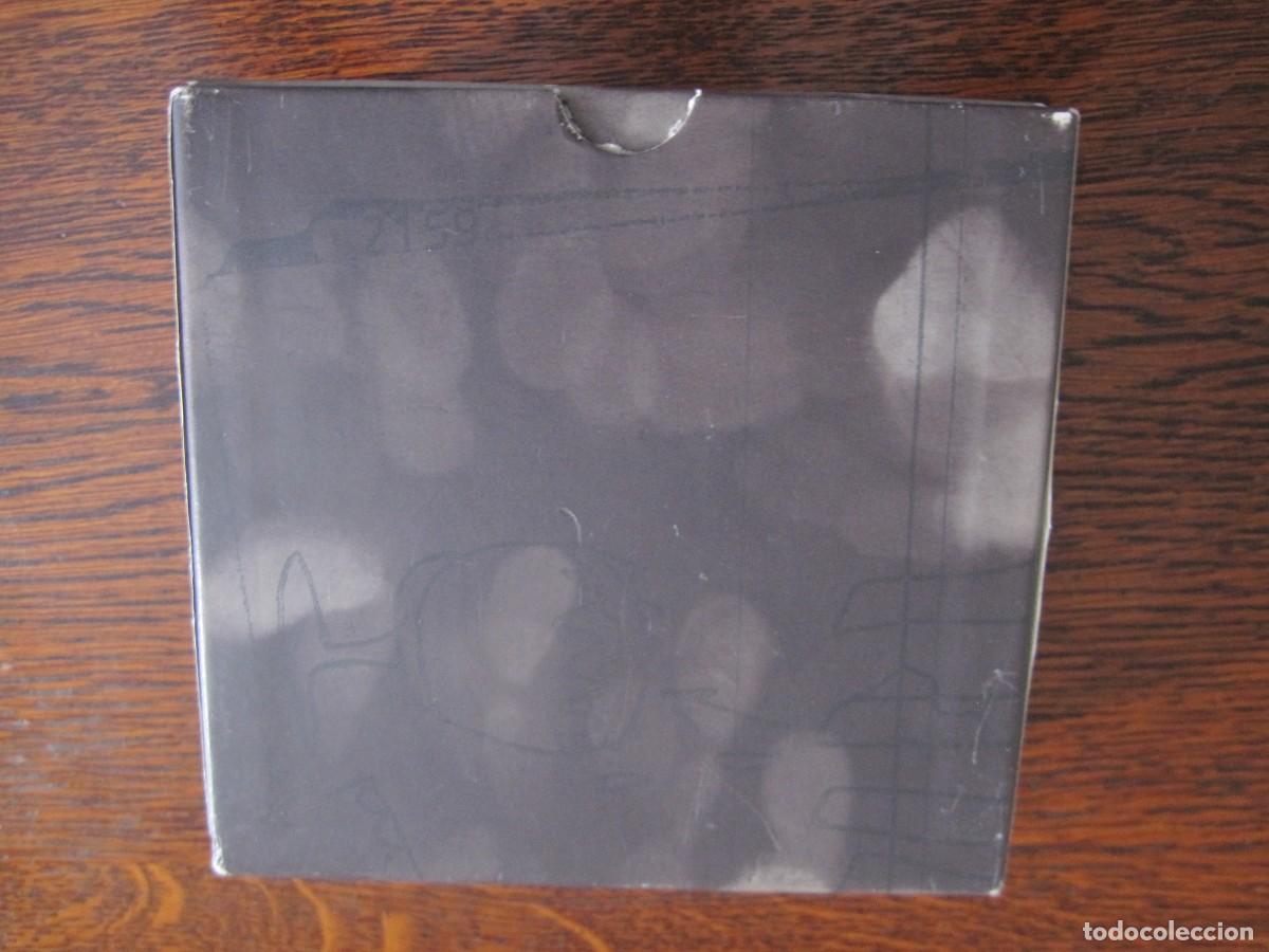 CDs de m&uacute;sica: MASSIVE ATTACK SINGLES 90/98. BOX 11 CD&acute;s - Foto 4