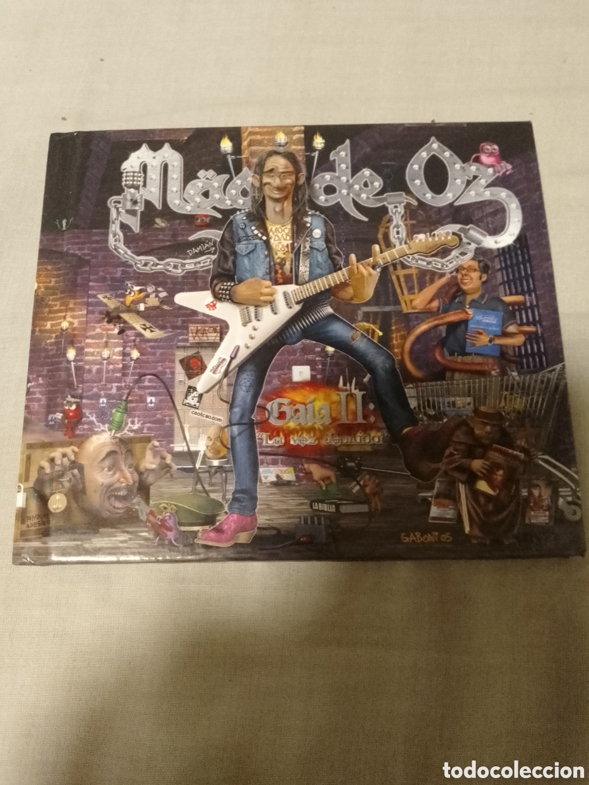 CDs de m&uacute;sica: LIBRO CD DE MAGO DE OZ GAIA DOS - Foto 1