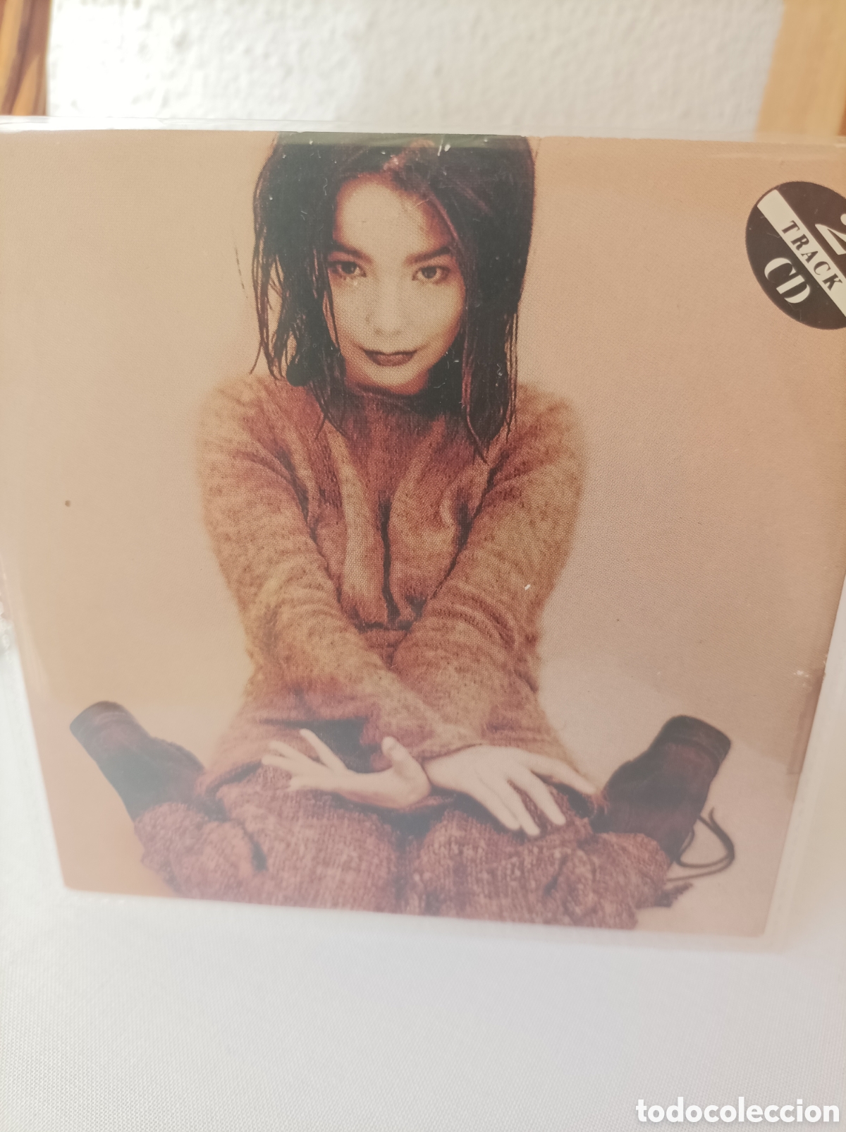 CDs de m&uacute;sica: Bj&ouml;rk. Violently happy cd - Foto 1