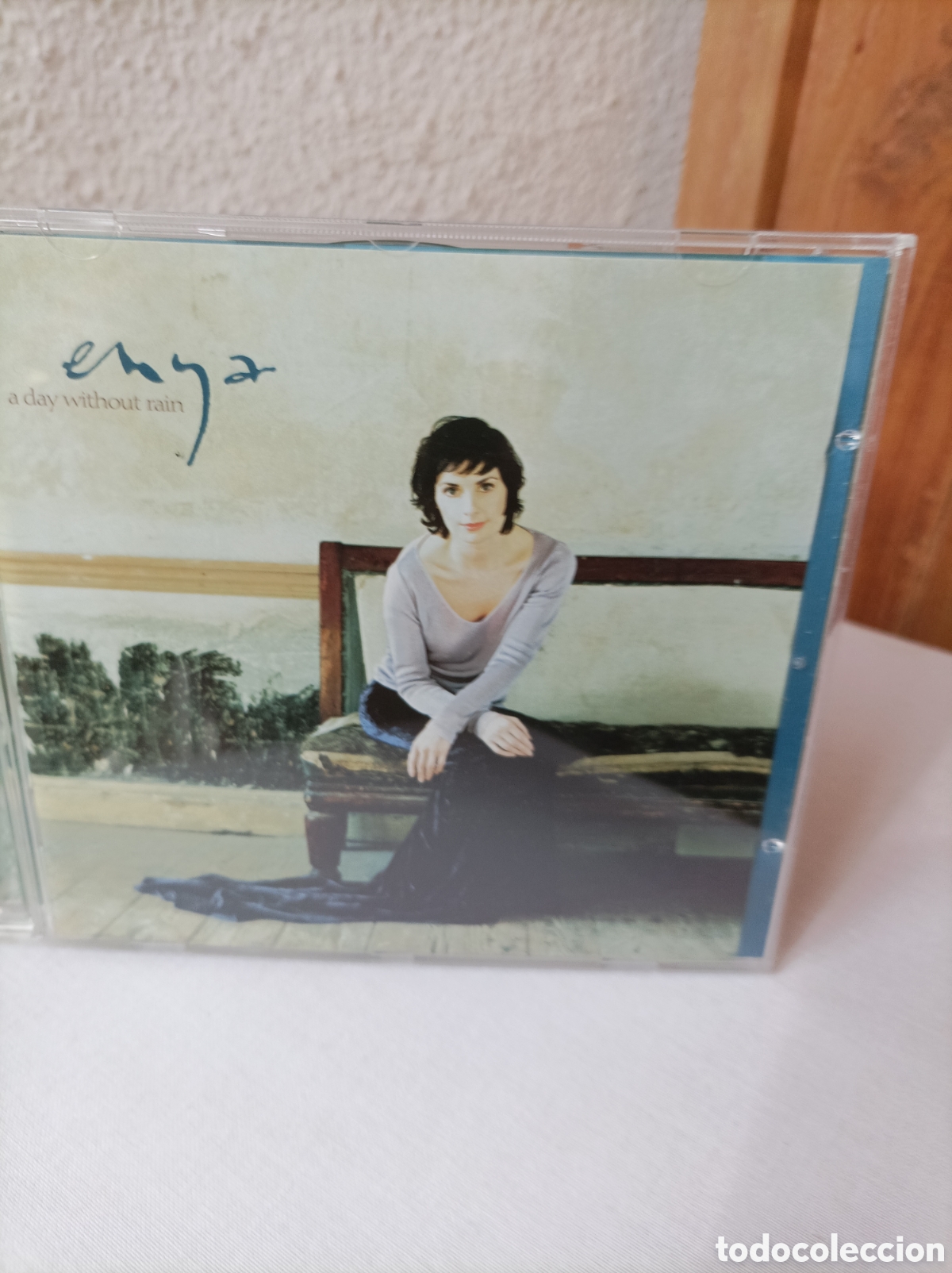 CDs de m&uacute;sica: Enya. A day without rain. Cd - Foto 1