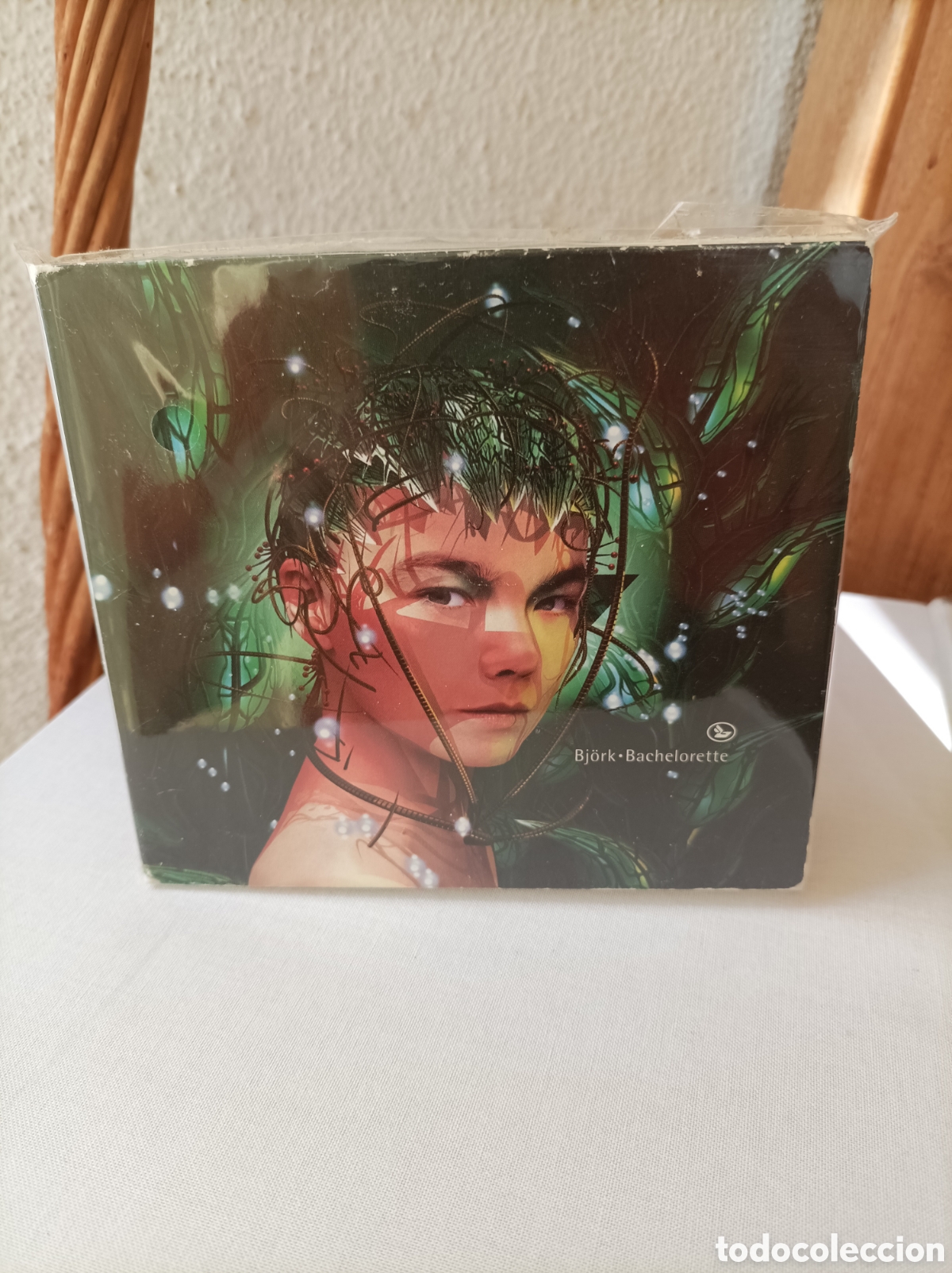 CDs de m&uacute;sica: Bj&ouml;rk. Bachelorette. Cd - Foto 1