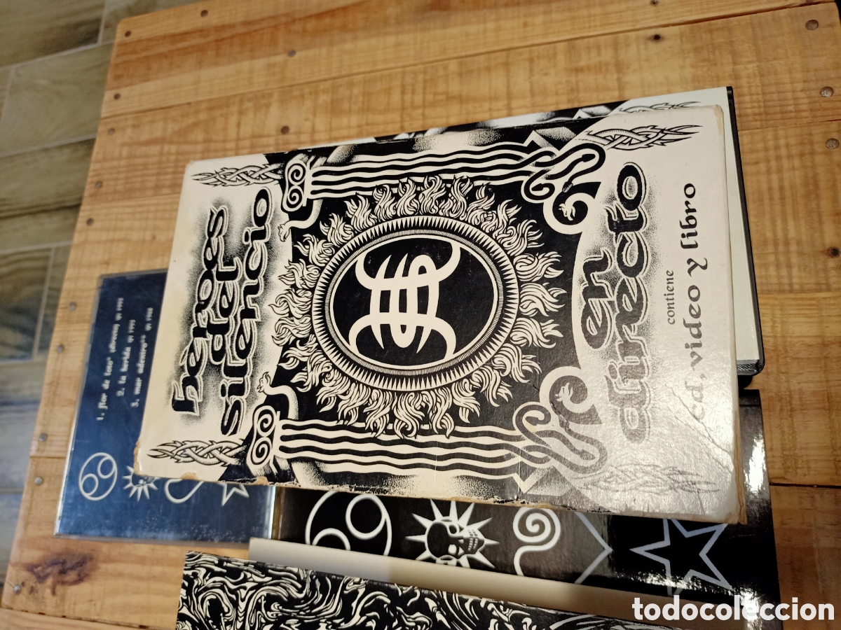 CDs de m&uacute;sica: H&eacute;roes del silencio caja con VHS, CD y libro - Foto 5