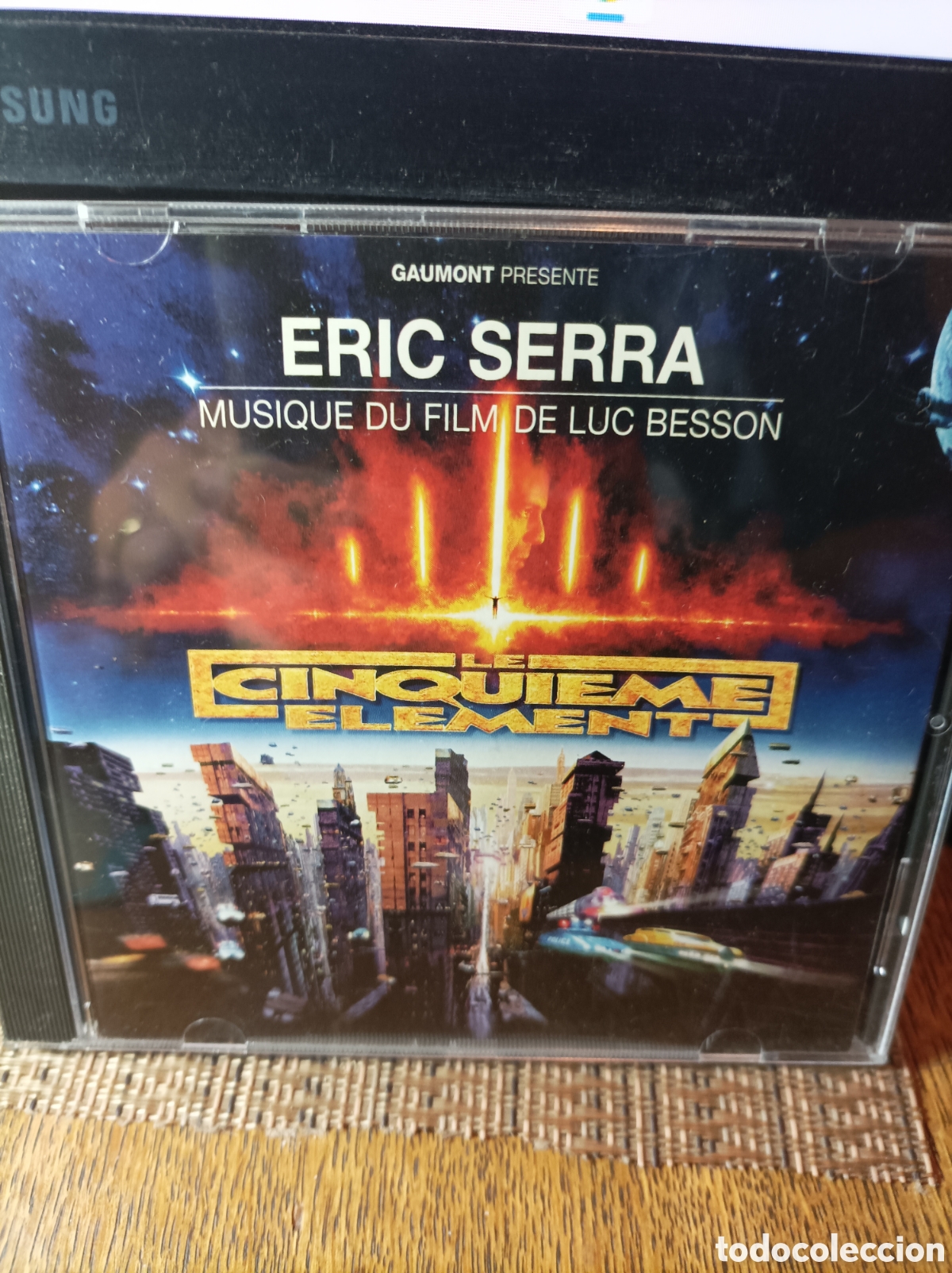 CDs de m&uacute;sica: Eric Serra. Les cinquieme element. El quinto elemento. Cd - Foto 1
