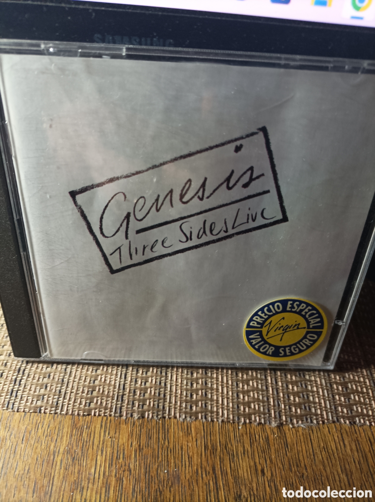 CDs de m&uacute;sica: G&eacute;nesis. Three sides live. 2 cds. - Foto 1