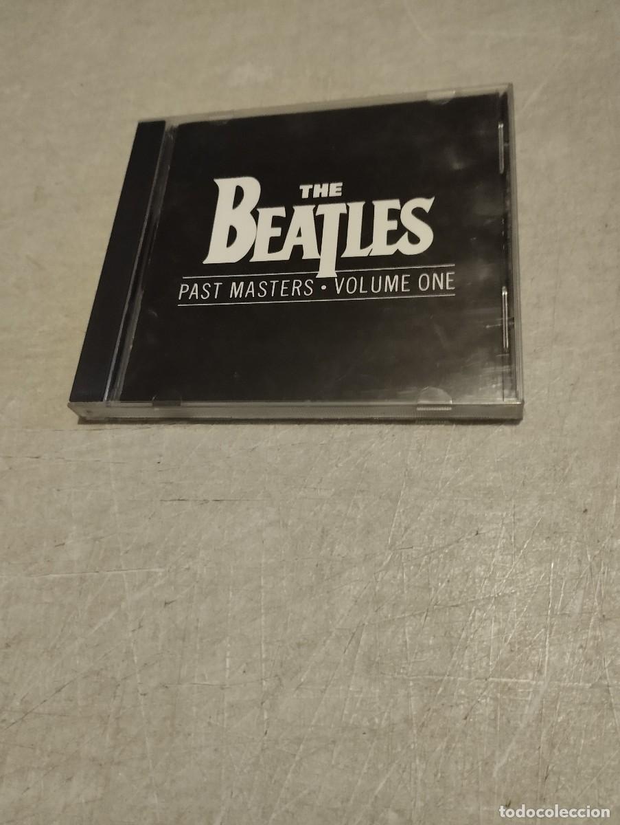 CDs de m&uacute;sica: The Beatles CD Past Master Volume One - Foto 1