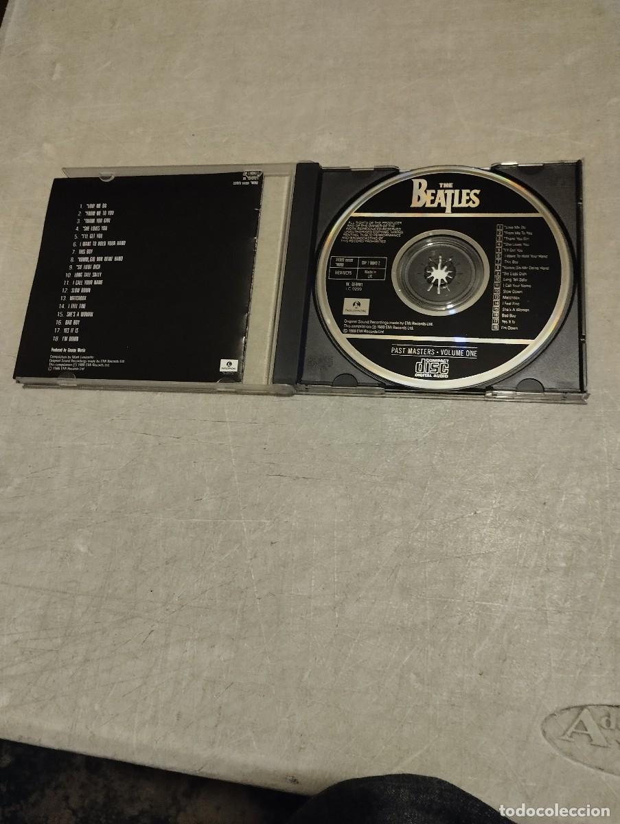 CDs de m&uacute;sica: The Beatles CD Past Master Volume One - Foto 2