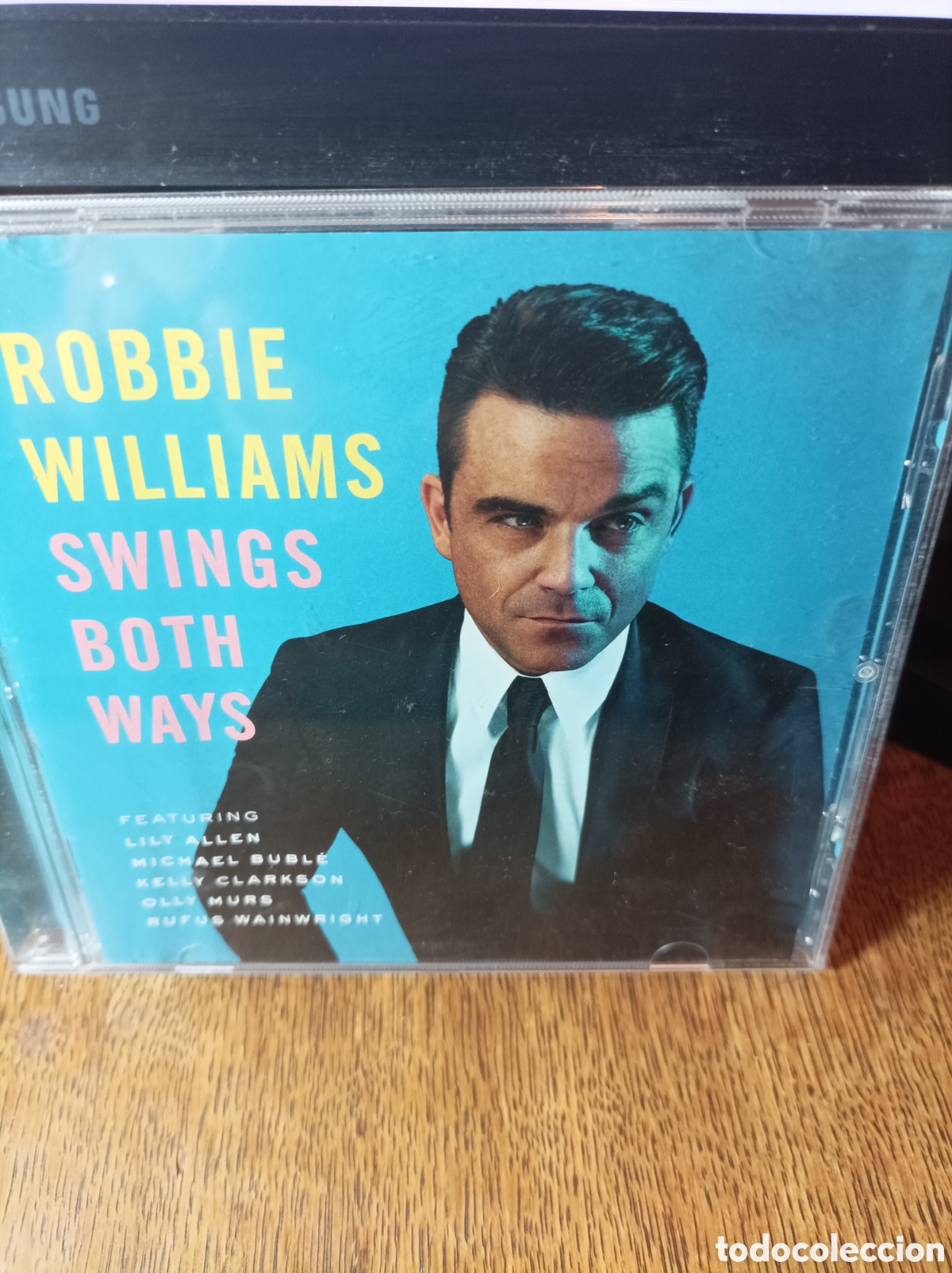 CDs de m&uacute;sica: Robbie Williams. Swings both ways. Cd. - Foto 1