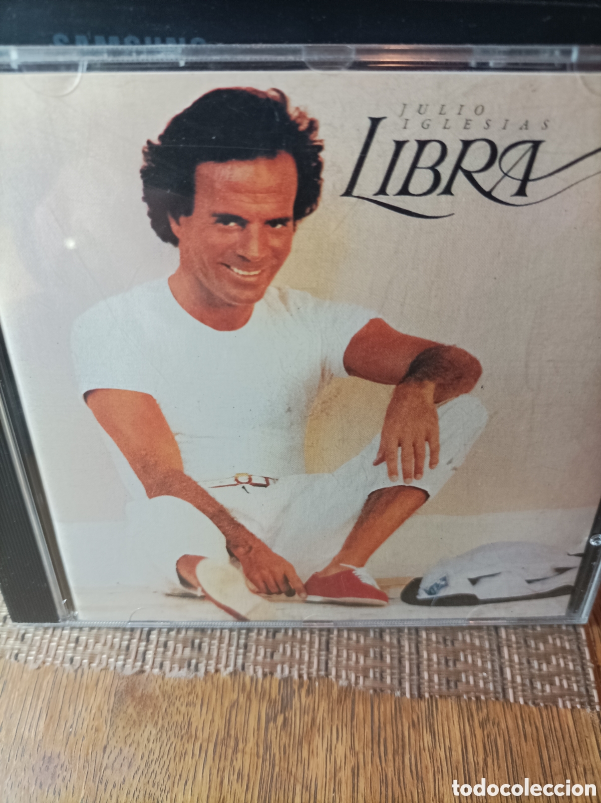 CDs de m&uacute;sica: Julio Iglesias. Libra. Cd. - Foto 1