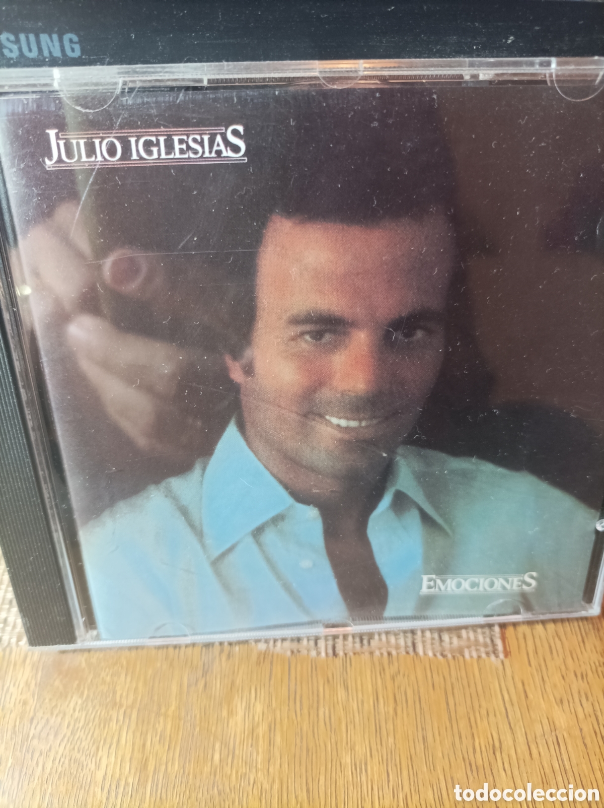 CDs de m&uacute;sica: Julio Iglesias. Emociones. Cd. - Foto 1