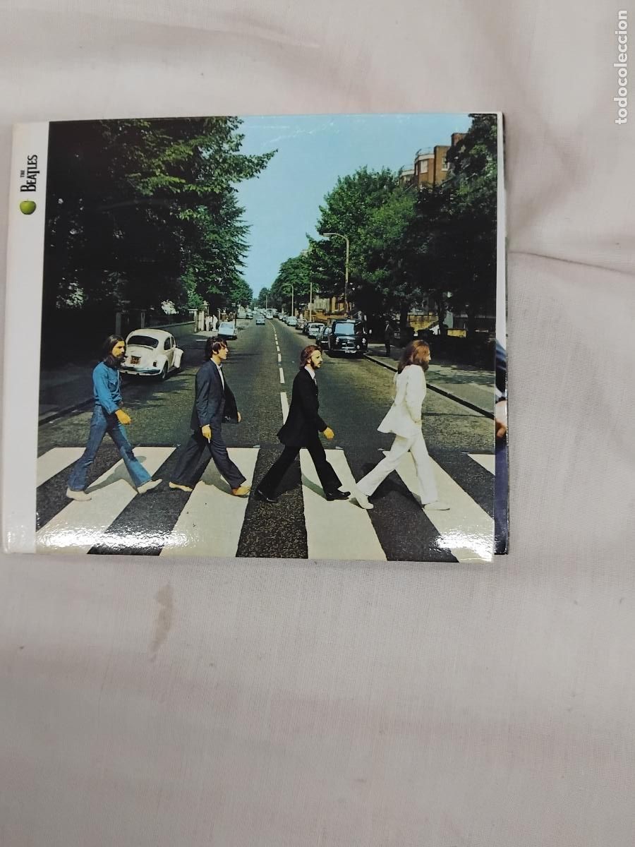 CDs de m&uacute;sica: THE BEATLES -ABBEY ROAD- CD + LIBRITO - Foto 1