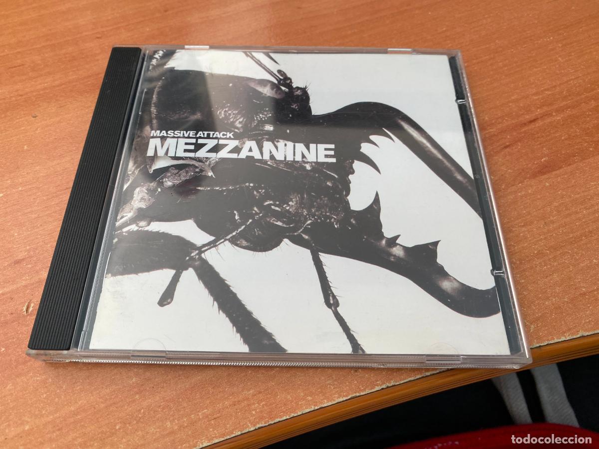 CDs de m&uacute;sica: MASSIVE ATTACK (MEZZANINE) CD (CDIB25) - Foto 1
