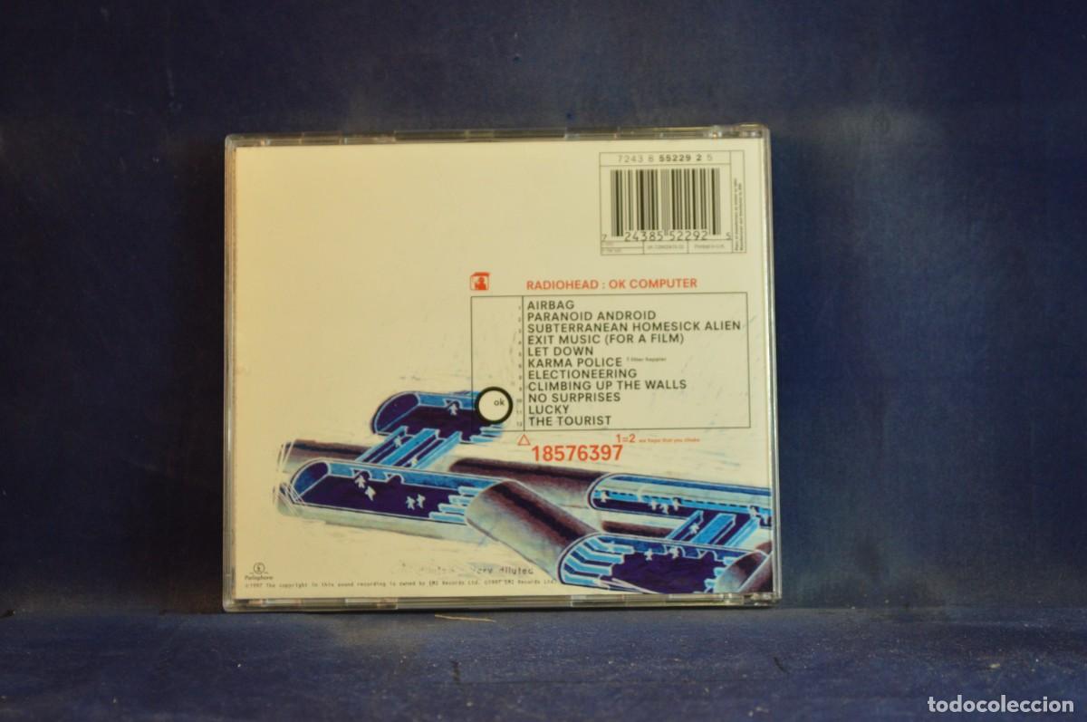 CDs de m&uacute;sica: RADIOHEAD &ndash; OK COMPUTER - CD + VHS - Foto 4