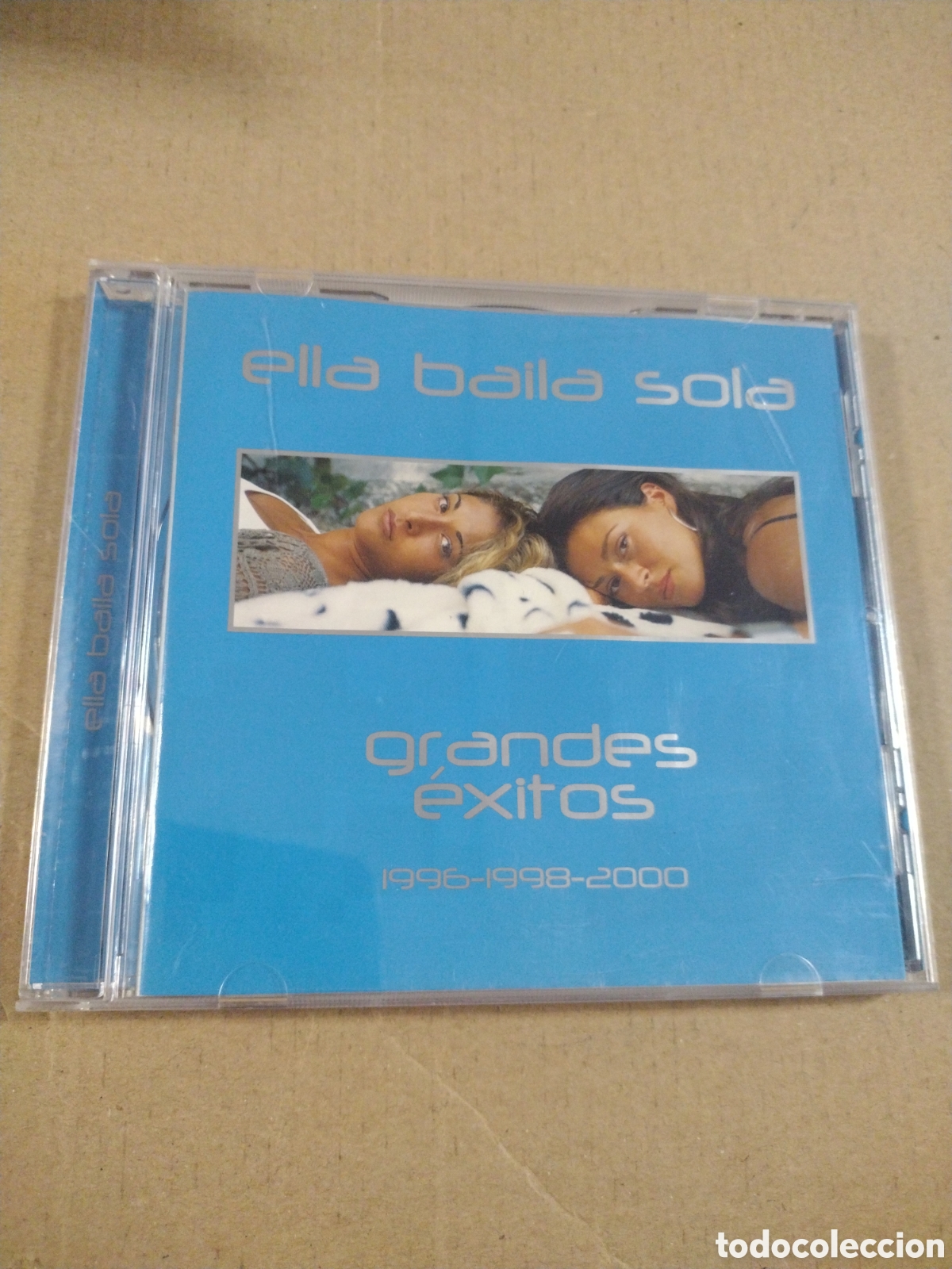 CDs de m&uacute;sica: ELLA BAILA SOLA. GRANDES EXITOS. CD - Foto 1