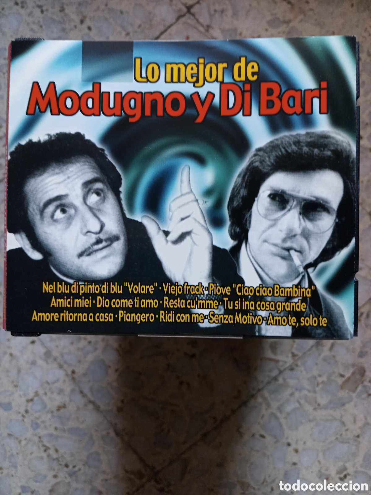 CDs de m&uacute;sica: 2 CD LO MEJOR DE MODUGNO Y DI BARI 2001 - Foto 1