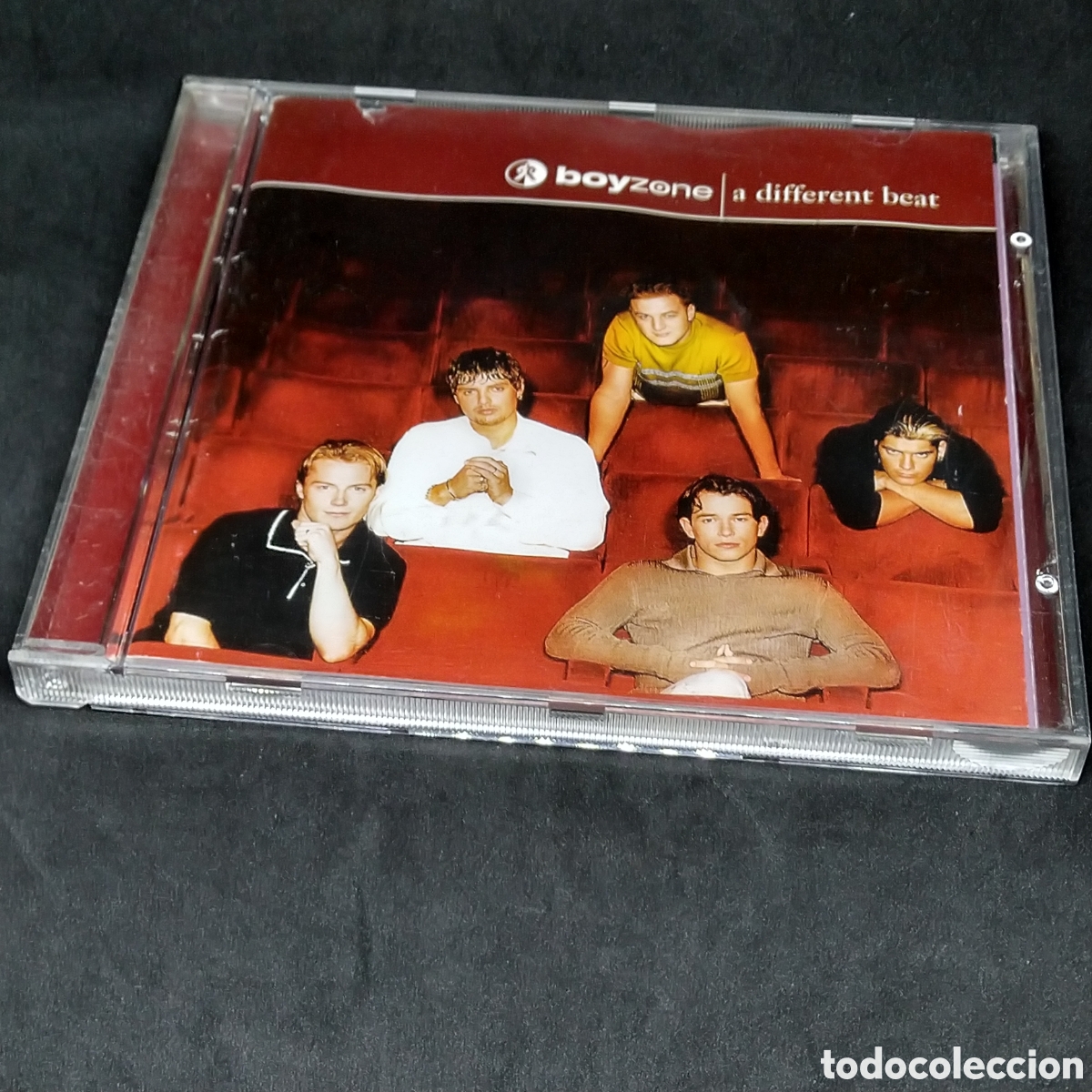 CDs de m&uacute;sica: BOYZONE - A DIFFERENT BEAT - CD - 1996 - DISCO VERIFICADO - Foto 1