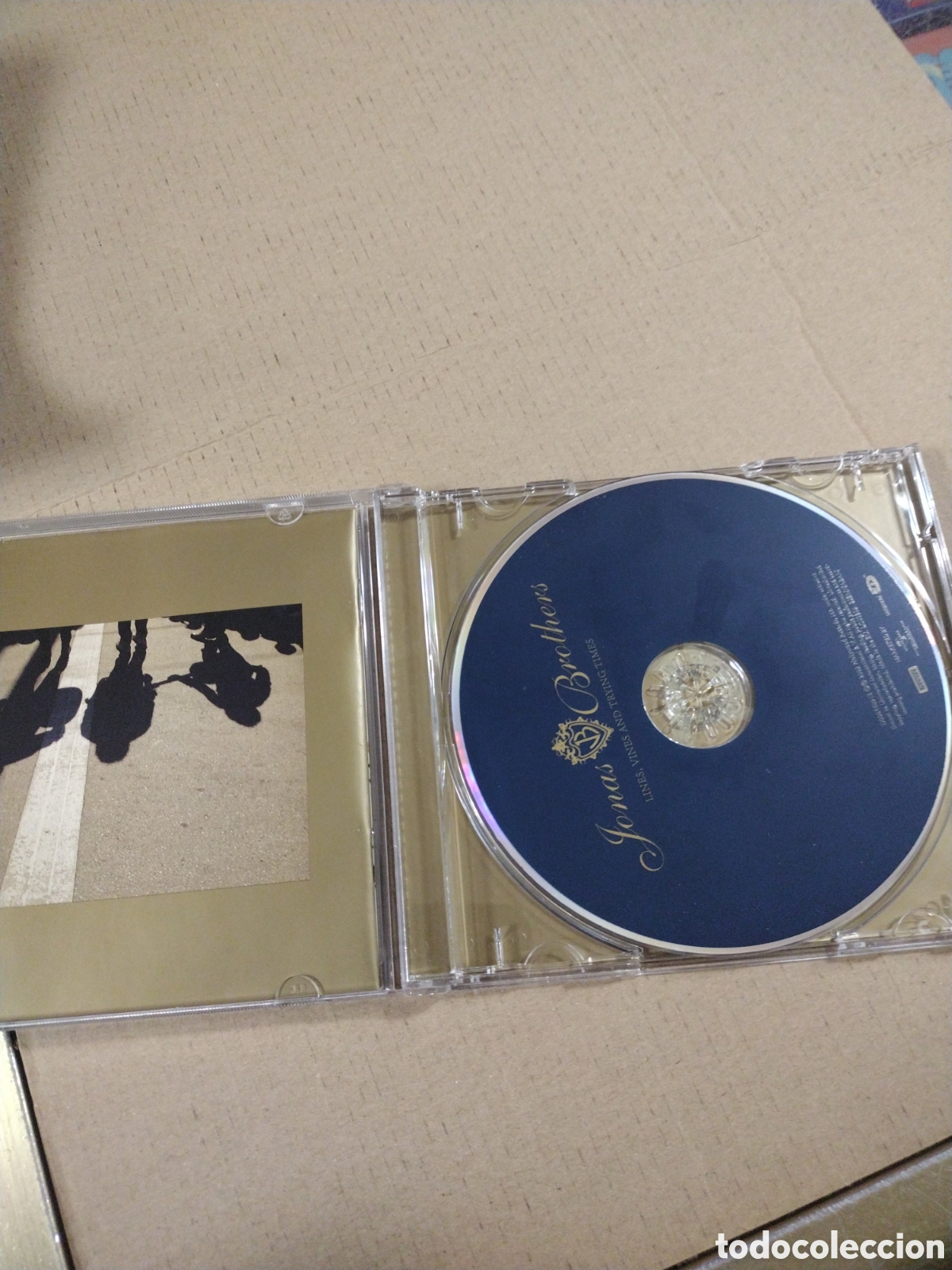 CDs de m&uacute;sica: JONAS BROTHERS. LINES VINES AND TRYING. CD - Foto 3