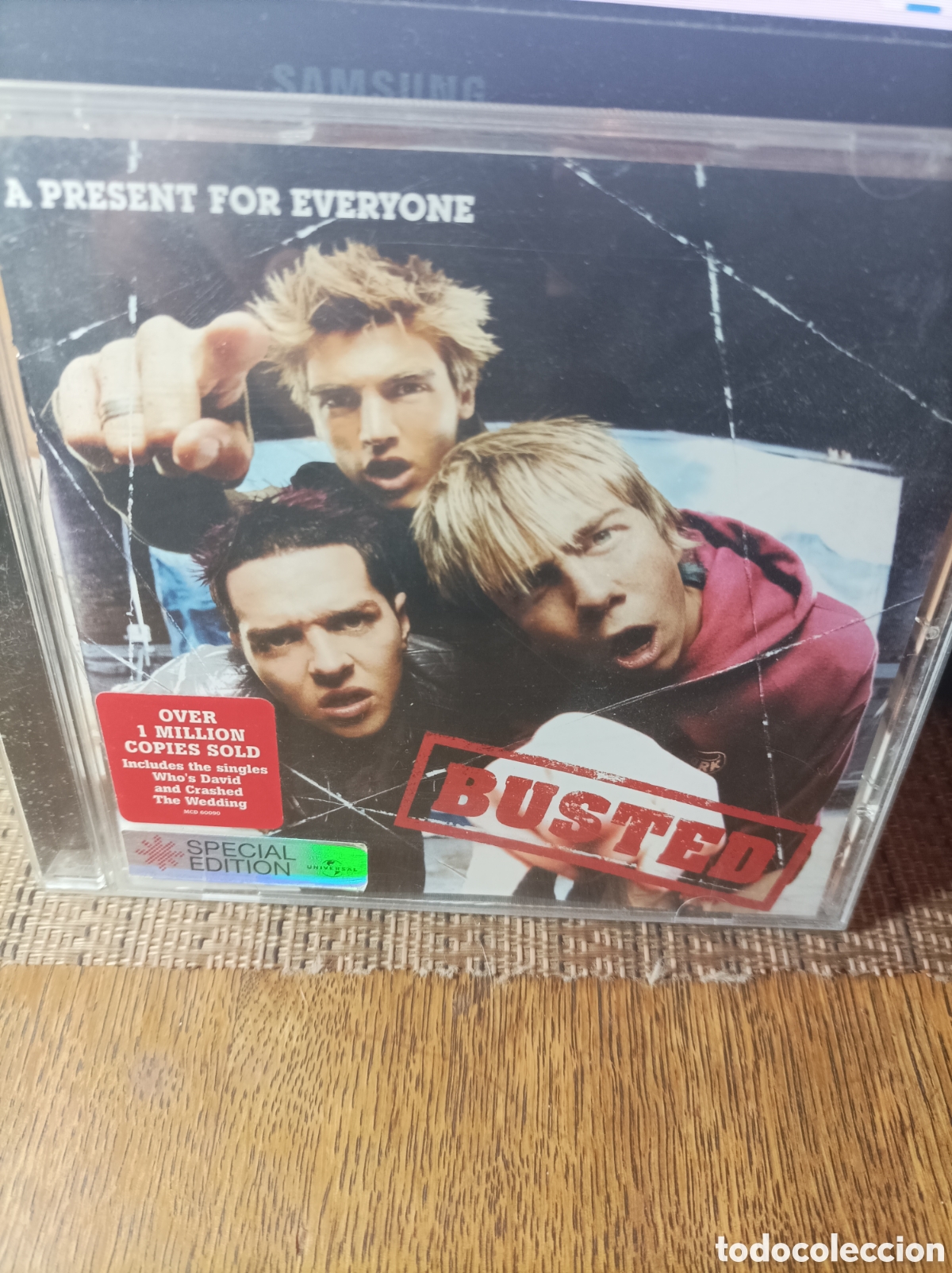 CDs de m&uacute;sica: Busted. A present for everyone. Cd - Foto 1