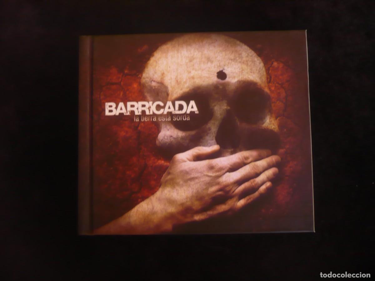CDs de m&uacute;sica: barricada - la tierra esta sorda - libro 180 paginas + cd como nuevo