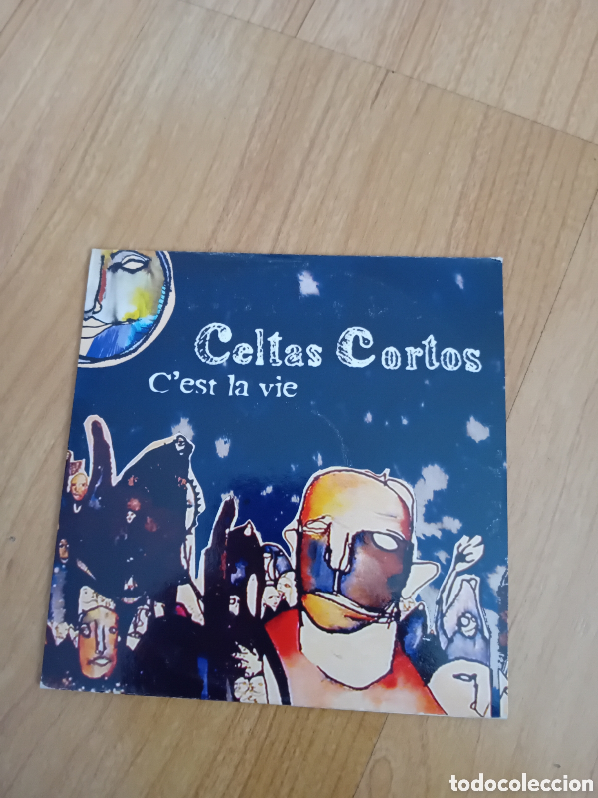 CDs de m&uacute;sica: CELTAS CORTOS. CEST LA VIE - Foto 1