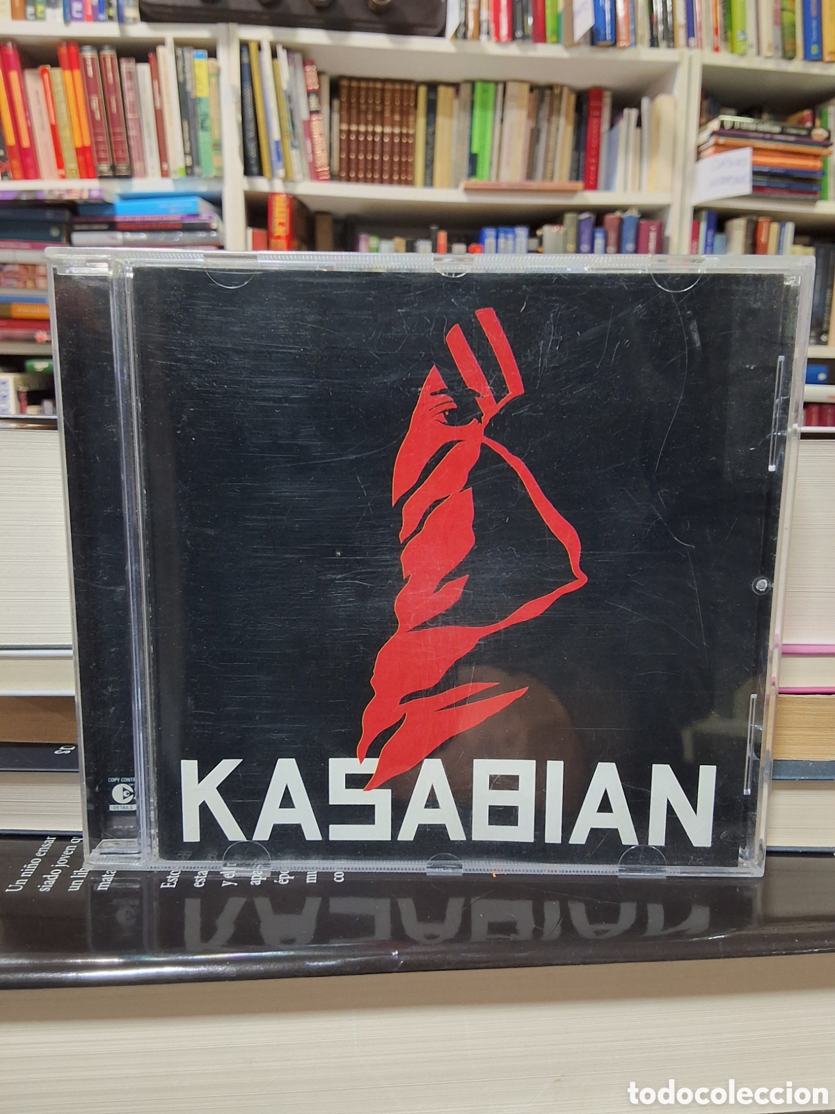 CDs de m&uacute;sica: KASABIAN - KASABIAN - CD - Foto 1