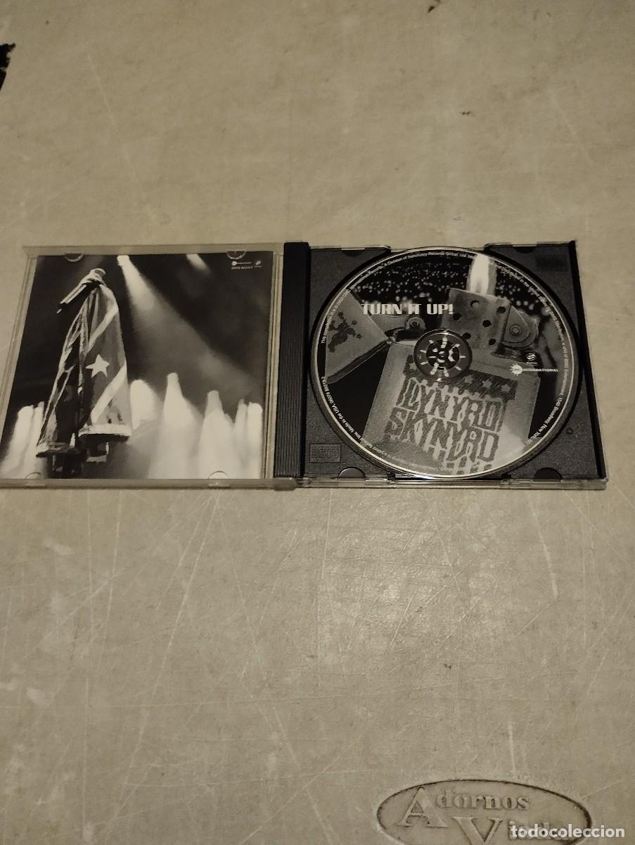 CDs de m&uacute;sica: Lynyrd Skynyrd CD turn it Up - Foto 2