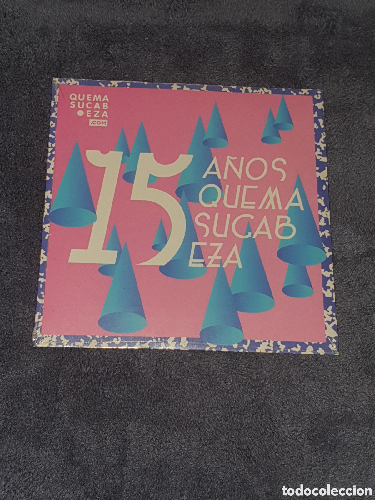CDs de m&uacute;sica: CD-28. 15, A&ntilde;os, Quemasucabeza, 2013, Promo, Nuevo, Precintado Original, Sin Estrenar Ni Usar.