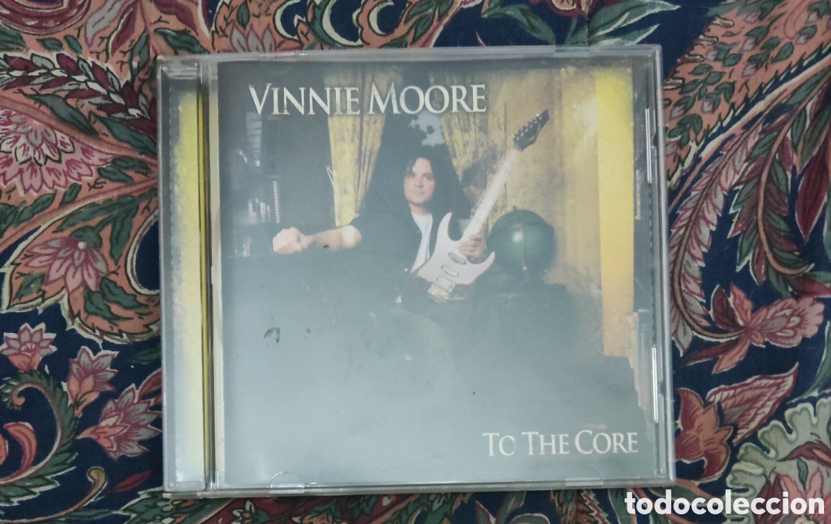 CDs de m&uacute;sica: VINNIE MOORE TO THE CORE CD - Foto 1
