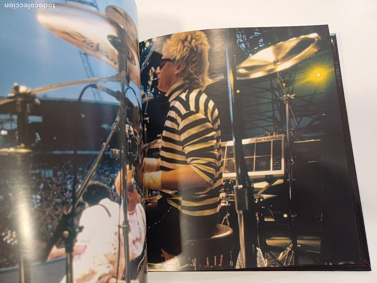 CDs de m&uacute;sica: QUEEN/LIVE AT WENBLEY STADIUM VOL.1/CD LIBRO. - Foto 3