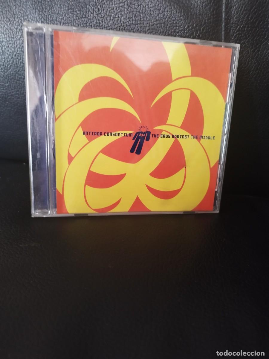 CDs de m&uacute;sica: Antipop Consortium &ndash; The Ends Against The Middle. - Foto 1