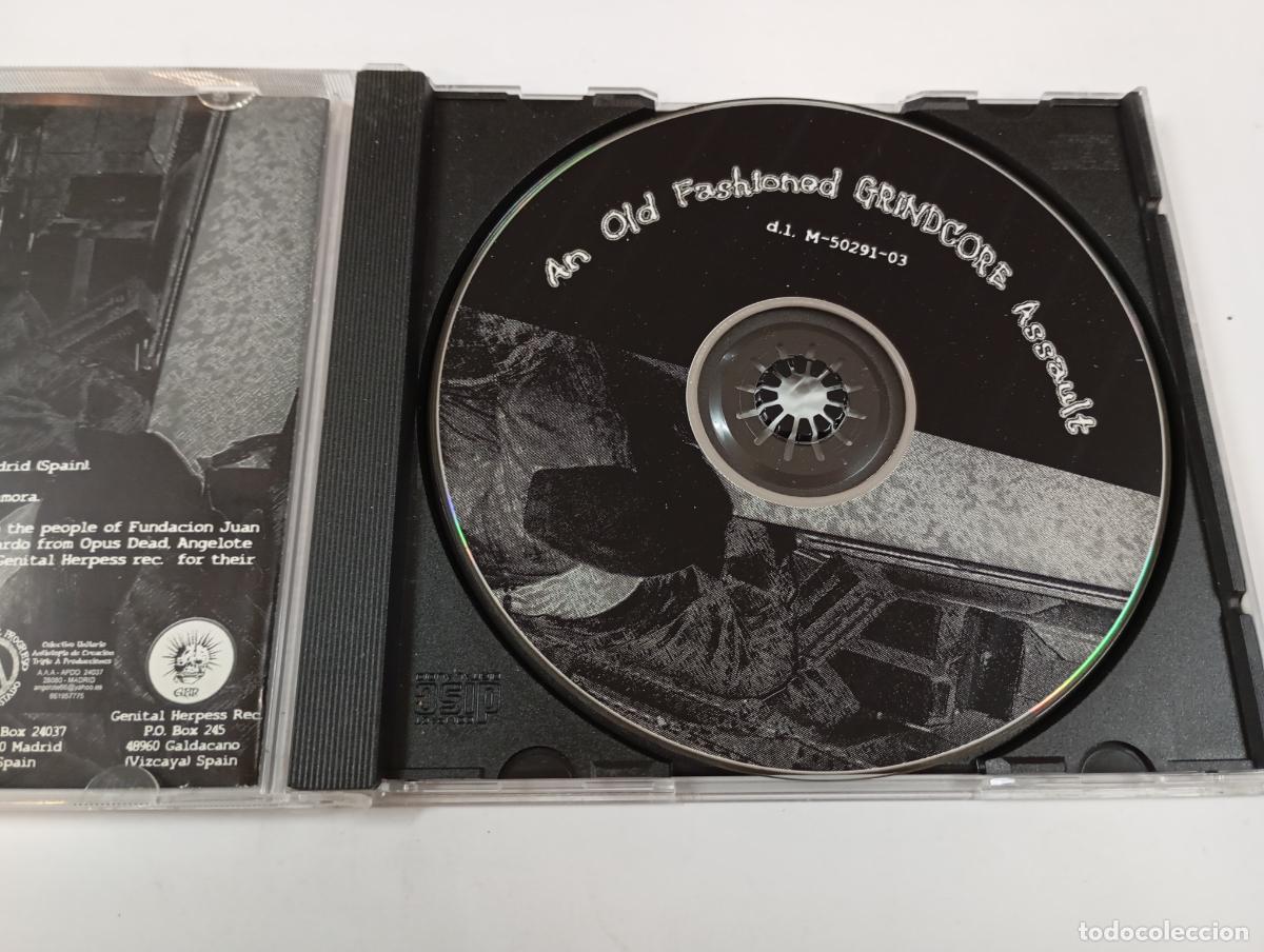 CDs de m&uacute;sica: An Old Fashioned Grindcore Assault Compilation. CD. TDKCD35 - Foto 3