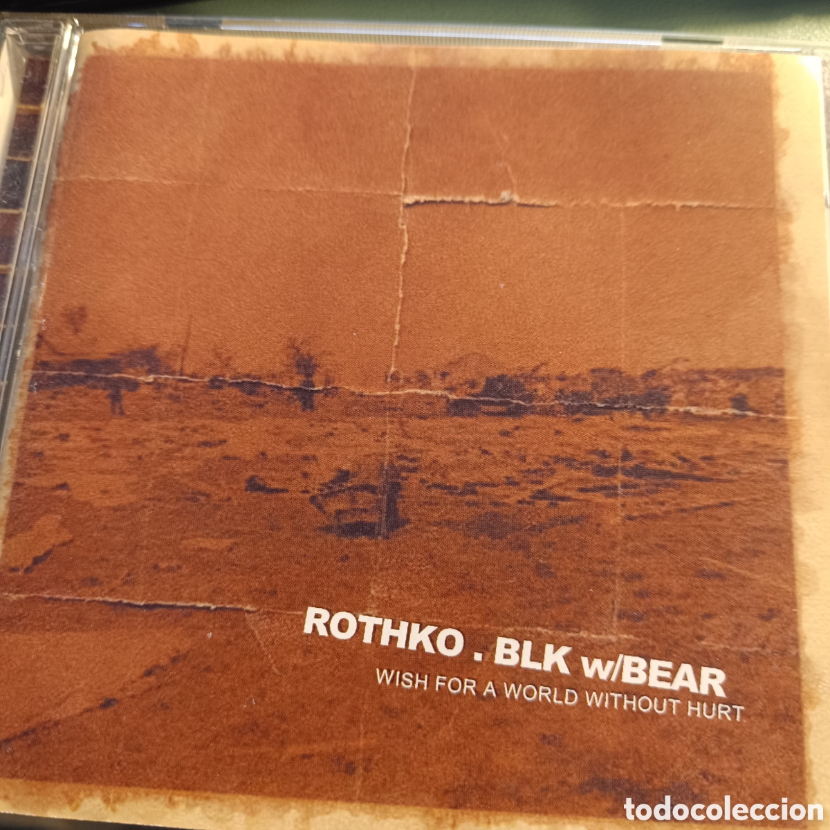 CDs de m&uacute;sica: Rothko . Blk w/Bear &lrm;&ndash; Wish For A World Without Hurt - Foto 1
