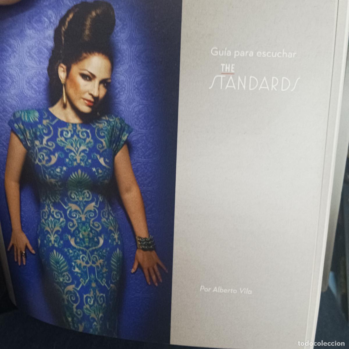 CDs de m&uacute;sica: GLORIA ESTEFAN, THE STANDARDS. CD + LIBRO - Foto 3