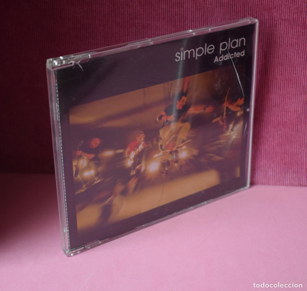 CDs de m&uacute;sica: SIMPLE PLAN - ADDICTED - CDSINGLE - Foto 1