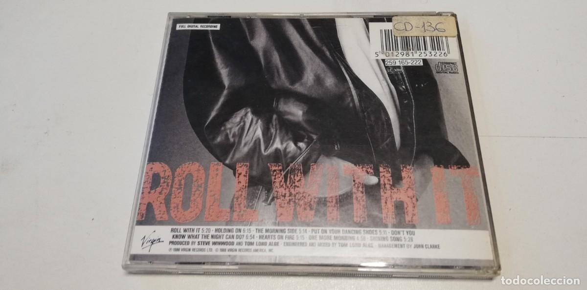 CDs de m&uacute;sica: 1105- Steve Winwood - roll with it- CD - Foto 2