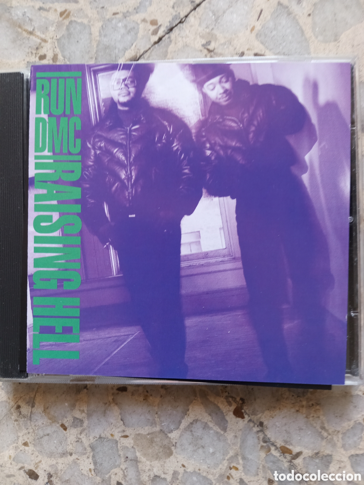 CDs de m&uacute;sica: CD RAUN DMC RAISING HELL - Foto 1