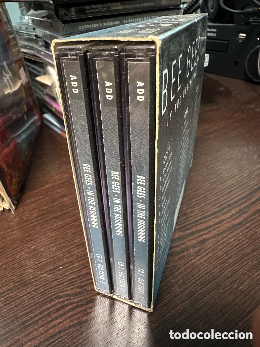 CDs de m&uacute;sica: Bee Gees - In The Beginning (3xCD) - Foto 3