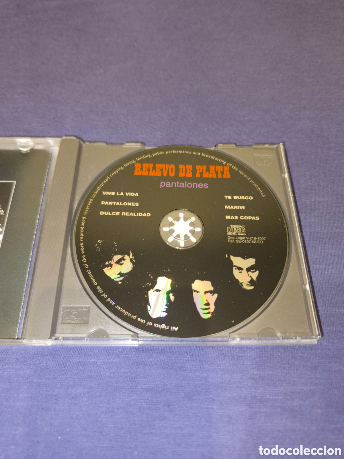 CDs de m&uacute;sica: Relevo de plata Pantalones - Foto 3