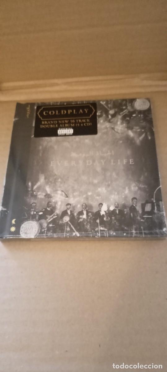 CDs de m&uacute;sica: Coldplay - Everyday life PRECINTADO CD Digibook - Foto 1