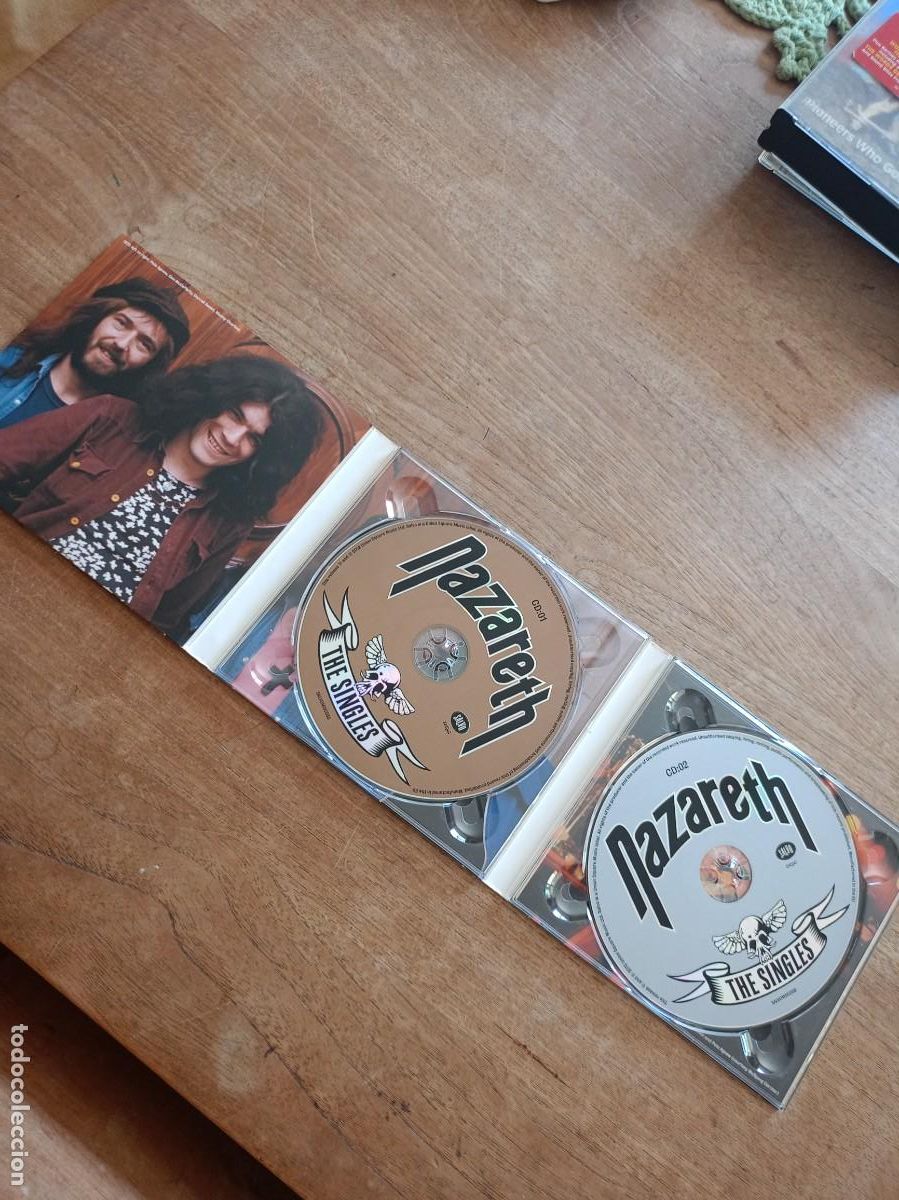 CDs de m&uacute;sica: CD DOBLE. NAZARETH. THE SINGLES. - Foto 4