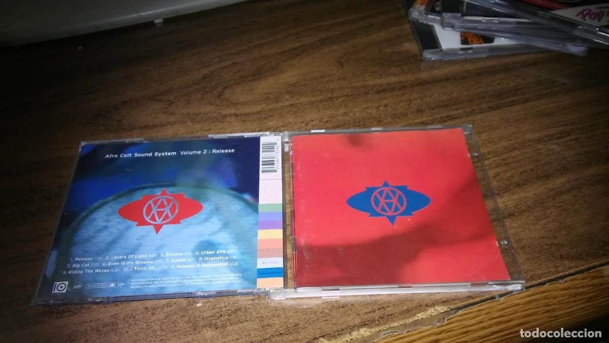 CDs de m&uacute;sica: Afro Celt Sound System &lrm;&ndash; Volume 2 : Release (1999) - Foto 1