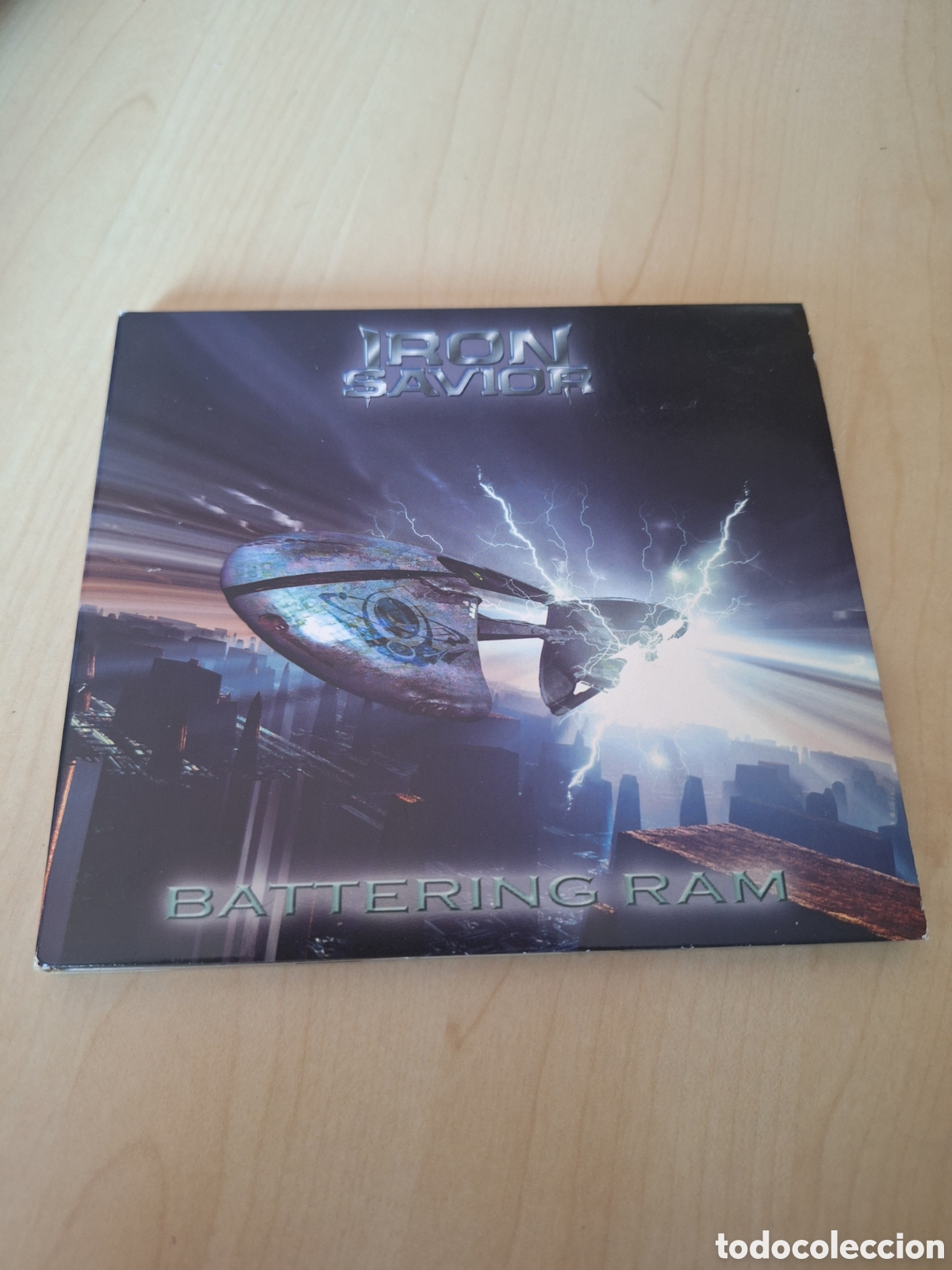 CDs de m&uacute;sica: SCD74 iron savior battering ram CD SEGUNDAMANO - Foto 1