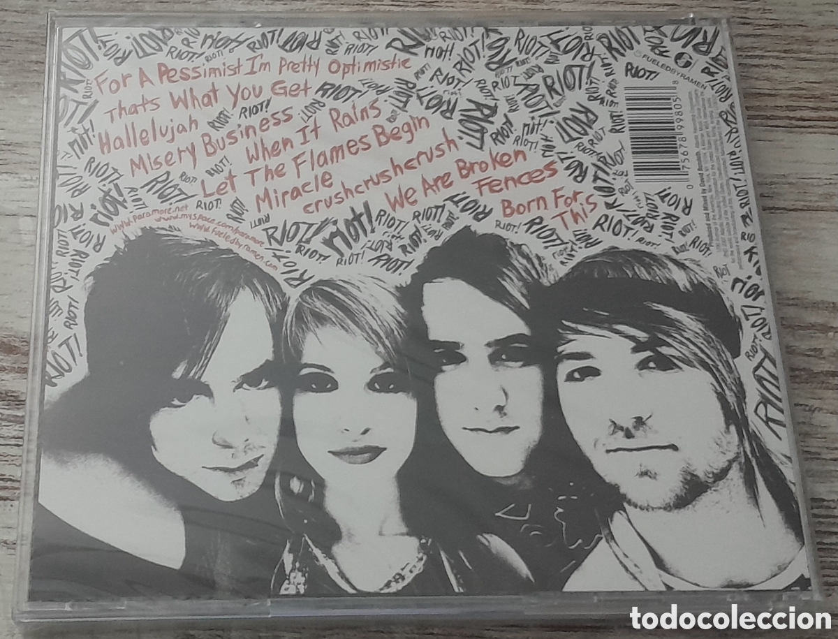 CDs de m&uacute;sica: PARAMORE - RIOT! - PRECINTADO - Foto 2