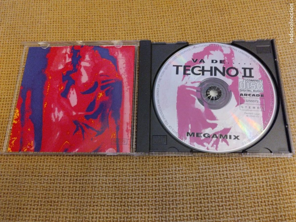 CDs de m&uacute;sica: Cd Va de Techno II Los 46 temas mas exploxivos - Foto 2