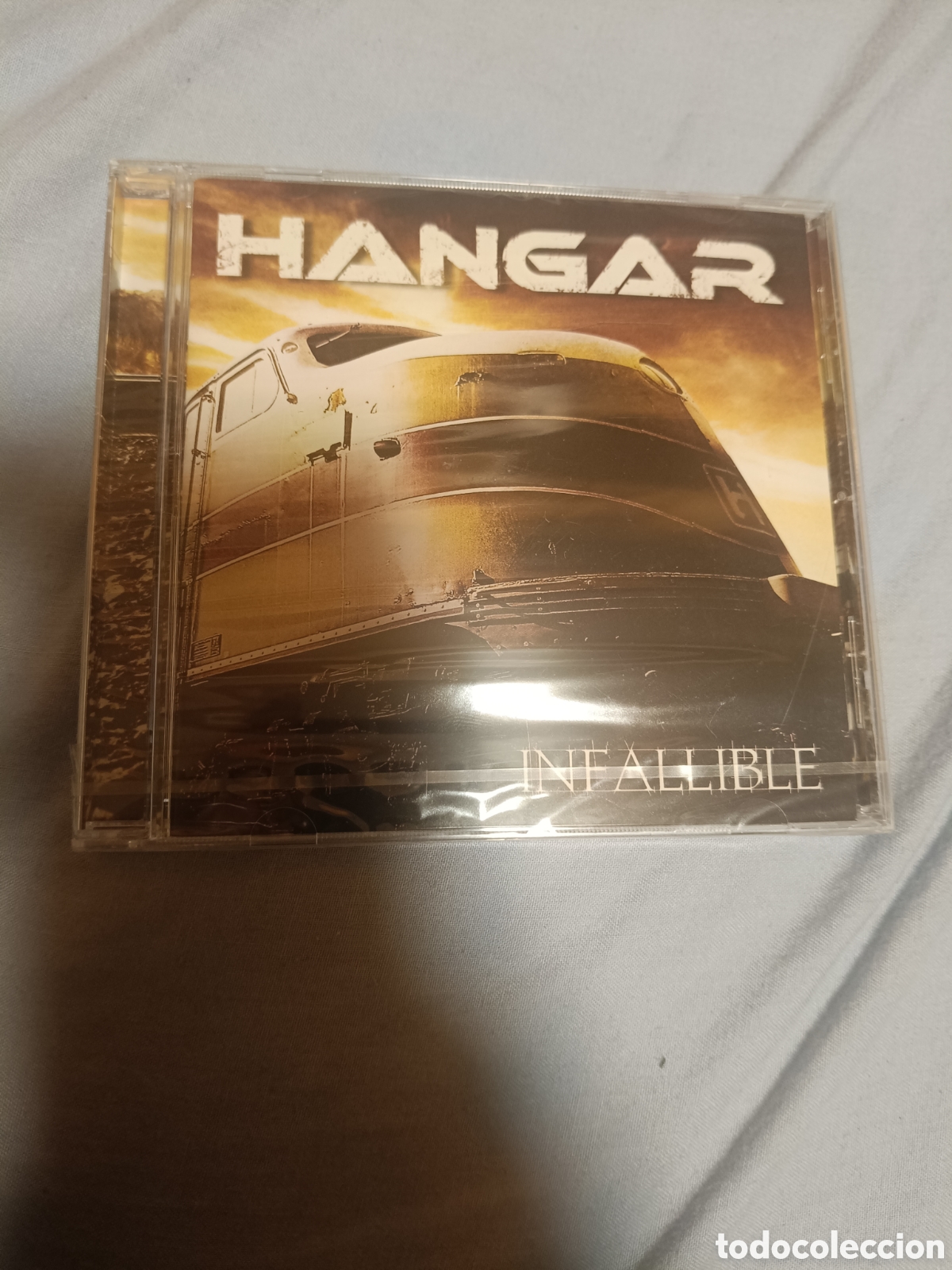 CDs de m&uacute;sica: Hangar - infallible cd (power metal/progresivo) - Foto 1