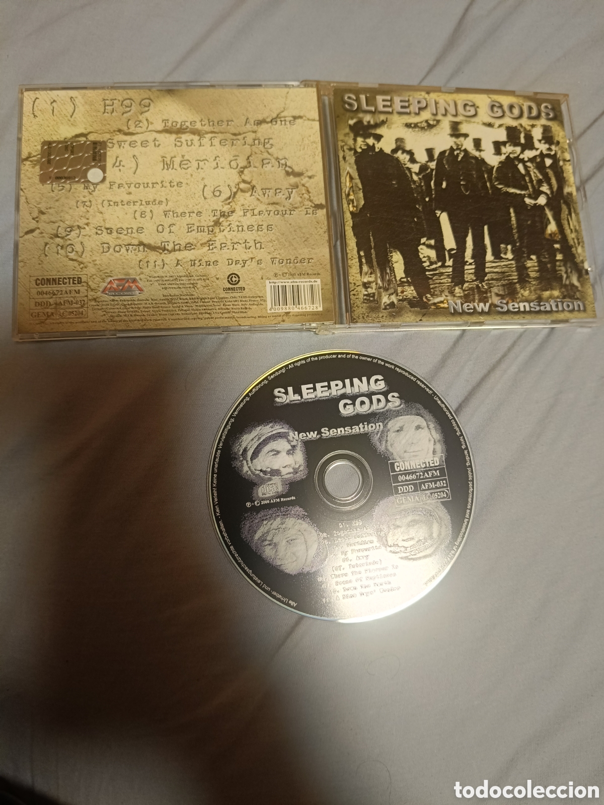 CDs de m&uacute;sica: Sleeping gods - new sensation cd - Foto 1