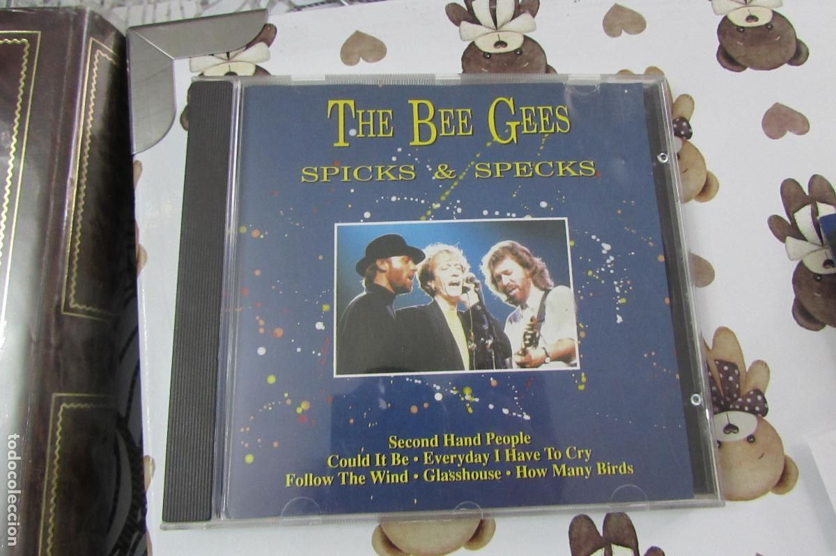CDs de m&uacute;sica: BEE GEES SPICKS AND SPECKS CD THATS POP - Foto 1