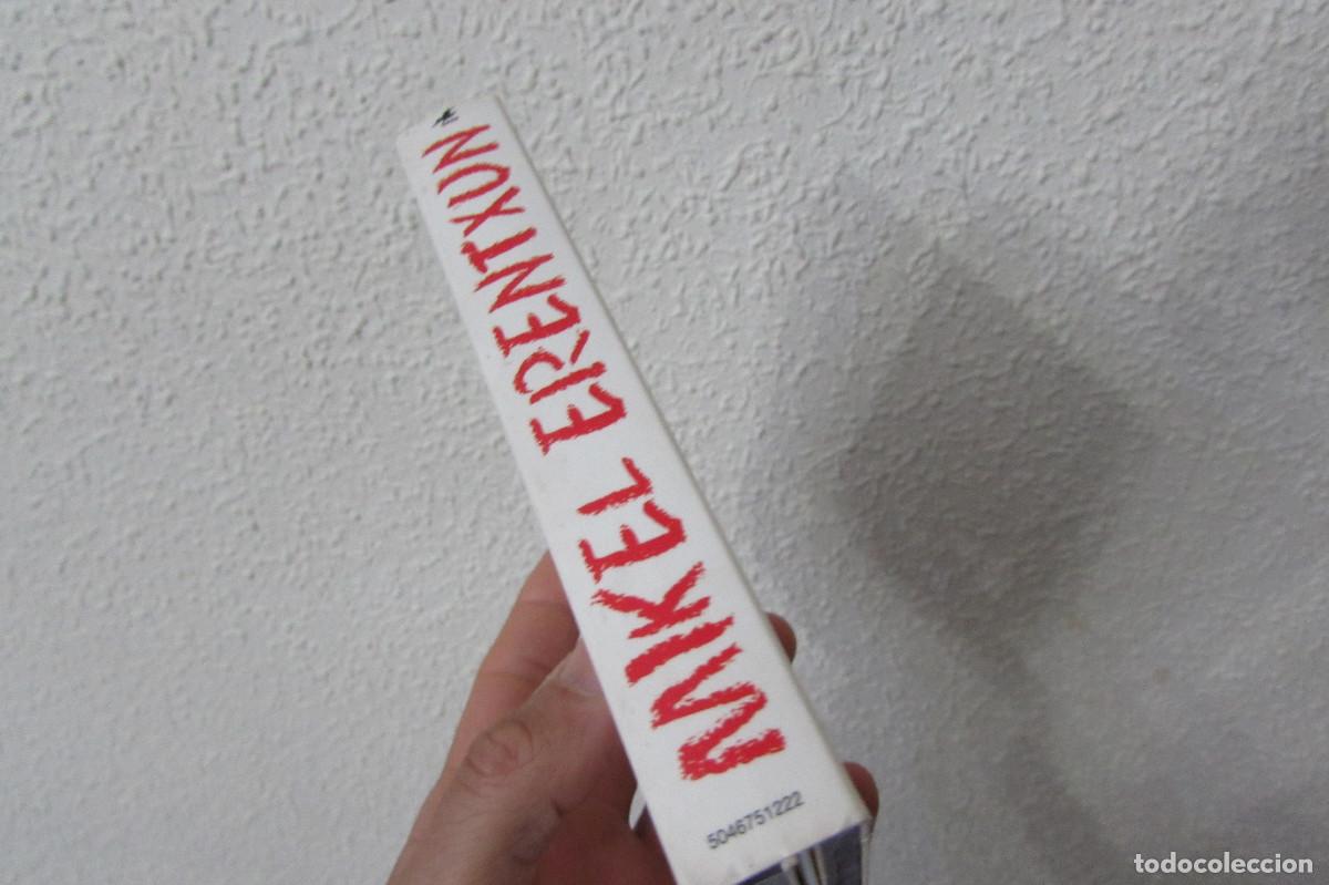 CDs de m&uacute;sica: Mikel Erentxun - &Eacute;xitos - Doble CD con rarezas+DVD + libreto - Foto 7