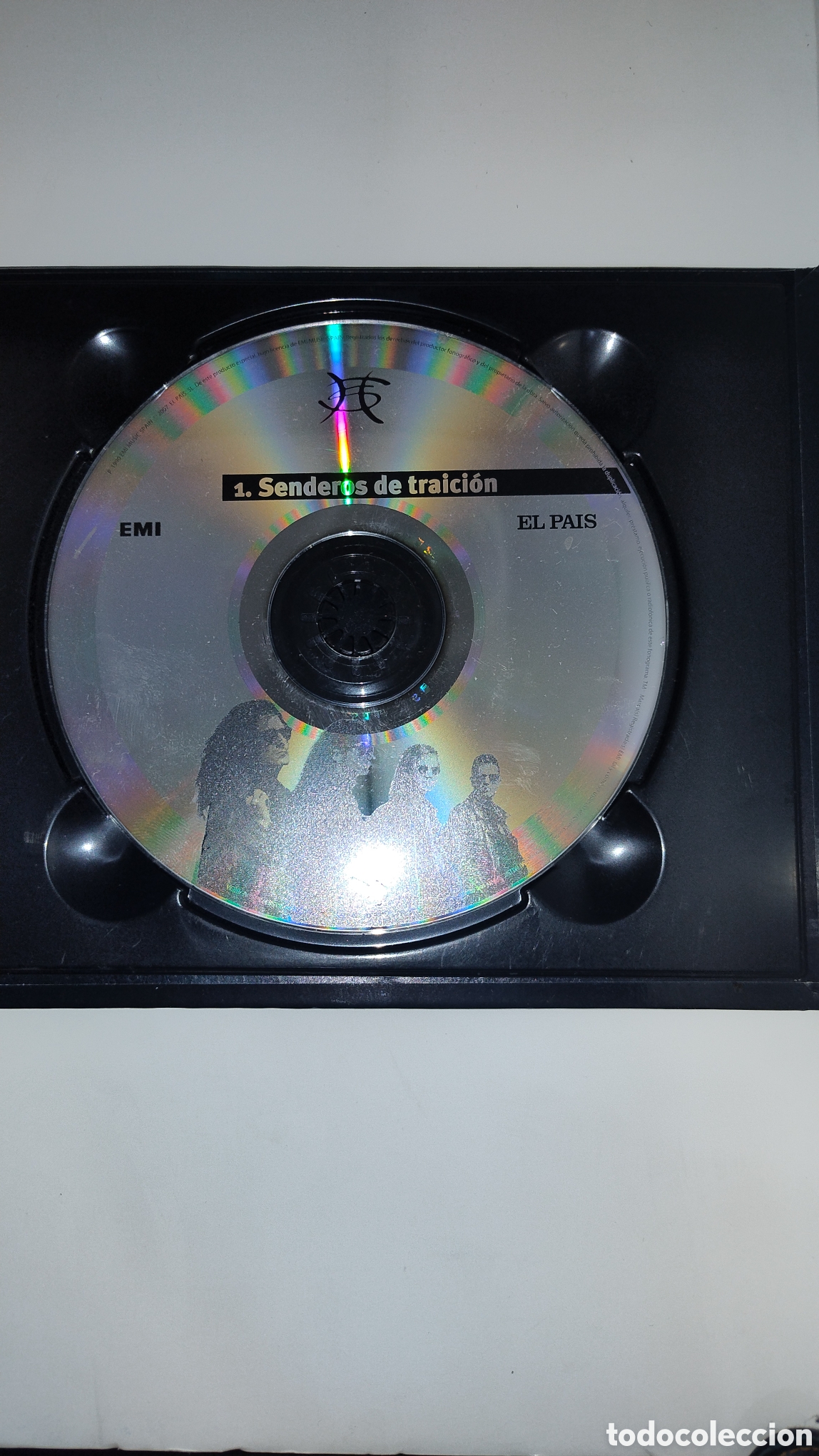 CDs de m&uacute;sica: H&eacute;roes del silencio senderos de traici&oacute;n cede con libro - Foto 5