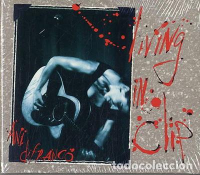 CDs de m&uacute;sica: Living in Clip- 0711297152227